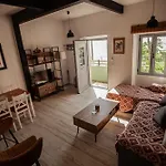 Nissaki Waterfront *