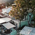 Nissaki Waterfront * Νησάκι