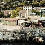 Nissaki Waterfront Διαμέρισμα *