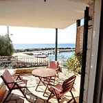 Nissaki Waterfront Νησάκι
