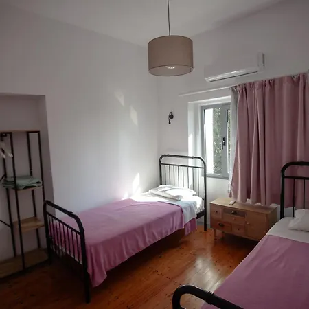 شقة Nissaki Waterfront *