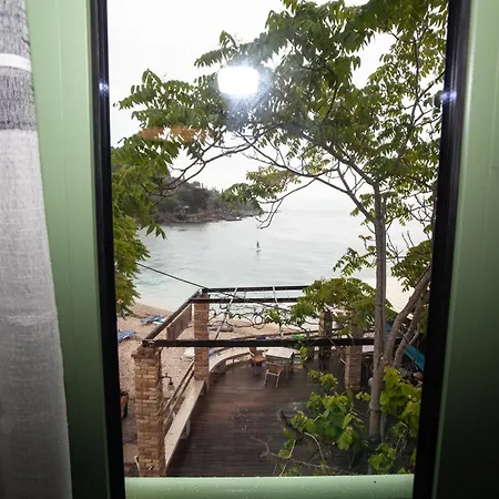 Nissaki Waterfront Apartamento Nisaki (Corfu)