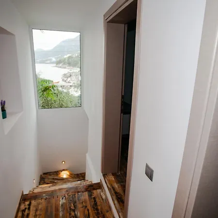 Nissaki Waterfront Apartamento