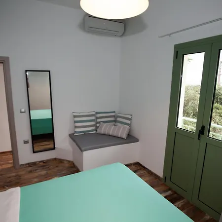 Nissaki Waterfront Apartman