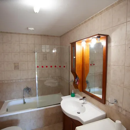 Apartamento Nissaki Waterfront *