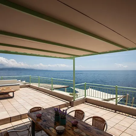 Nissaki Waterfront *