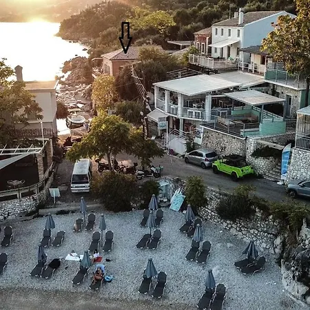Appartamento Nissaki Waterfront