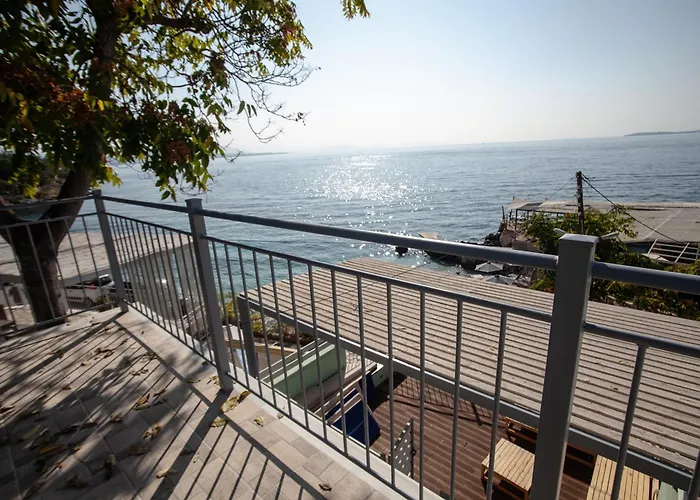 Nissaki Waterfront Daire