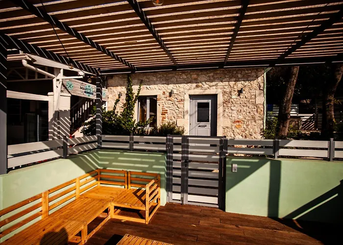 Nissaki Waterfront Daire *