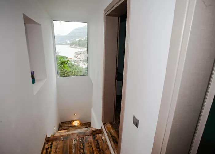 Nissaki Waterfront Apartament