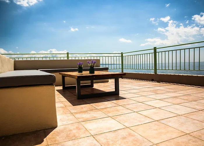 Apartament Nissaki Waterfront *